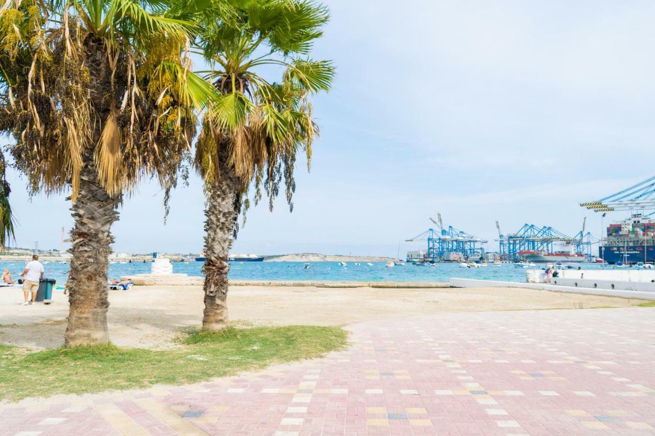 Cosy Home By The Sea Birżebbuġa Exteriör bild